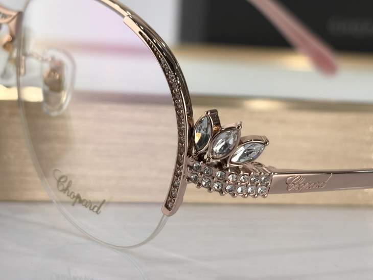 Picture of Chopard Sunglasses _SKUfw71074284fw